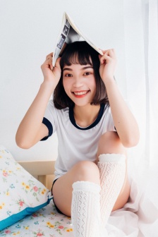 久久亚洲精品情侣